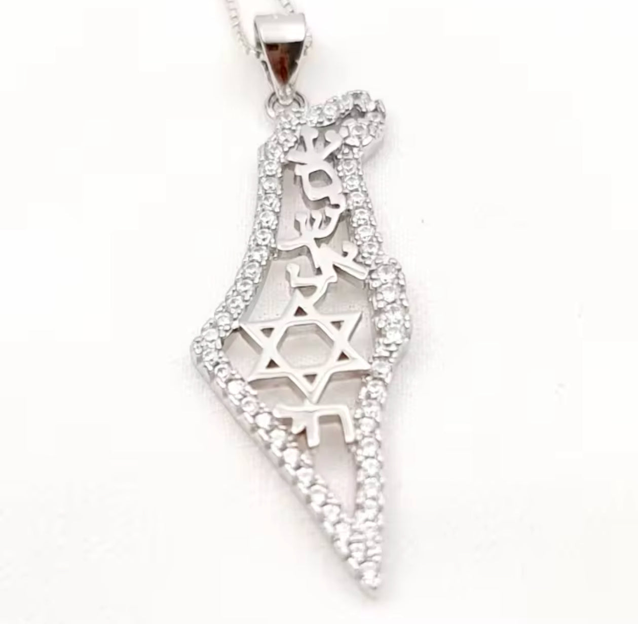 AM ISRAEL CHAI MAP NECKLACE