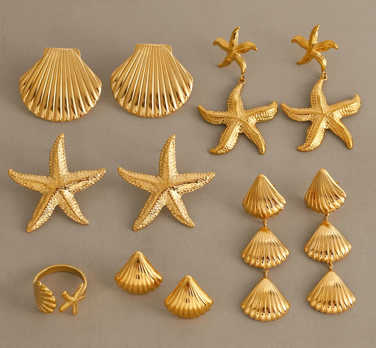 SMALL SHELL EARRINGS