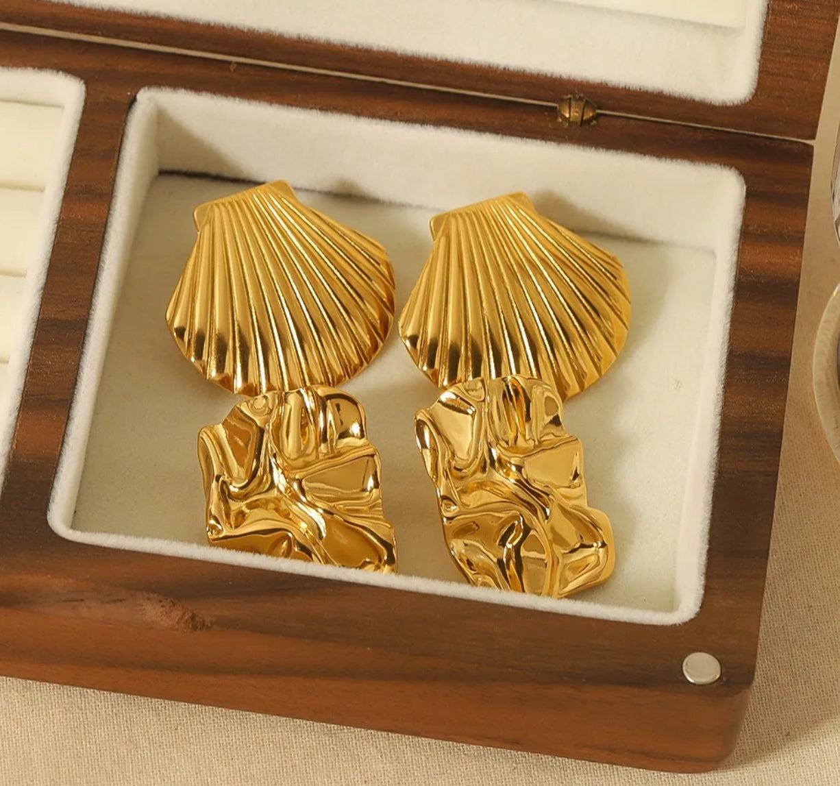 SHELL EARRINGS