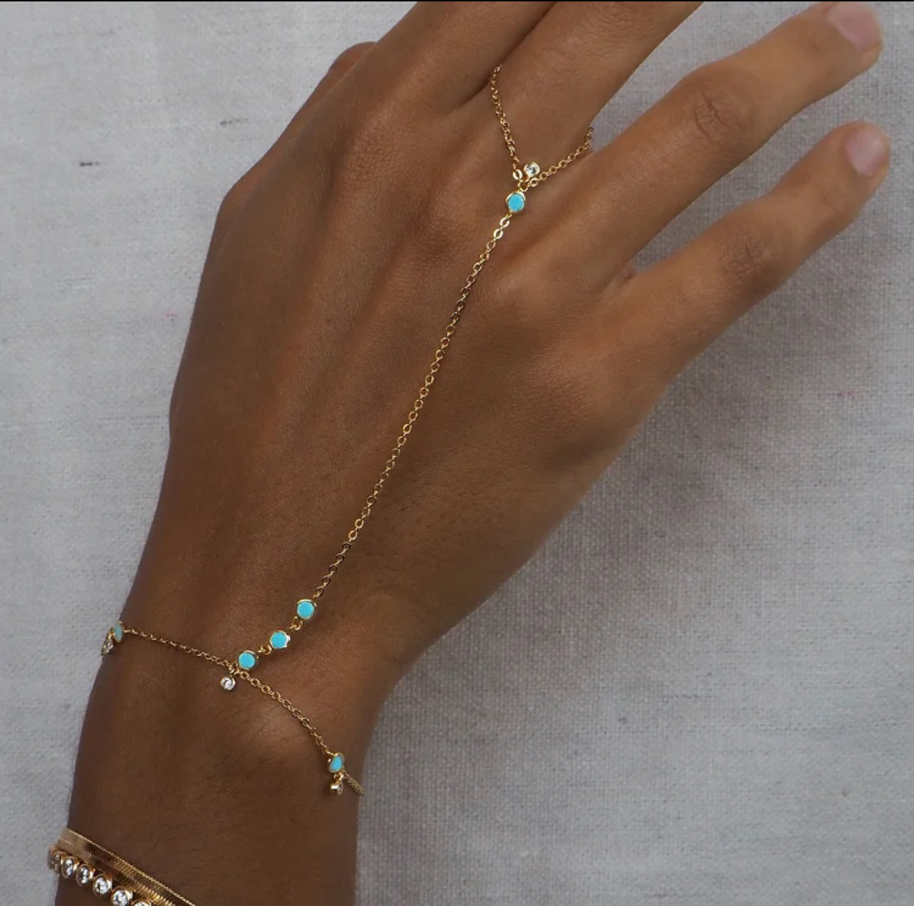 DAINTY TURQUOISE HAND CHAIN