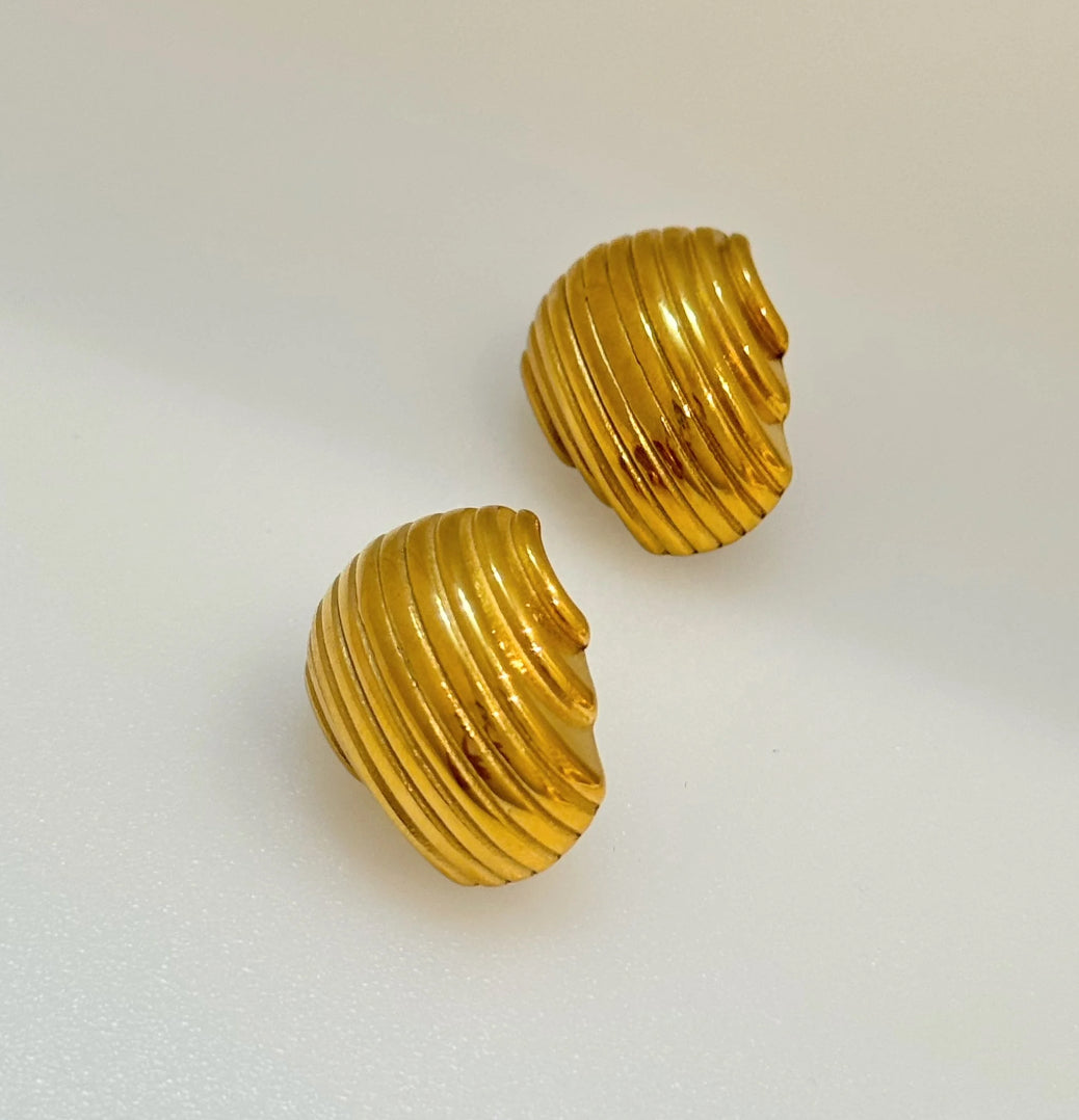 OVAL EARRING